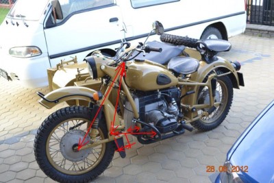 dněpr s kyvkou okotovaná.JPG