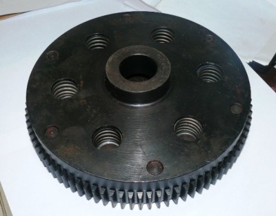 kolo zamachowe pod rozrusznik.JPG