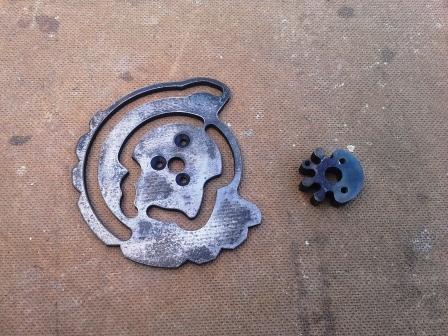 kulisa + řadicí hřebínek - ocel 19 312 stabil, kaleno do oleje