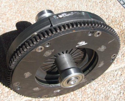 flywheel1.jpg (63.88 KiB) Zobrazeno 7197 x setrvačník s výběžkem pro hallovku