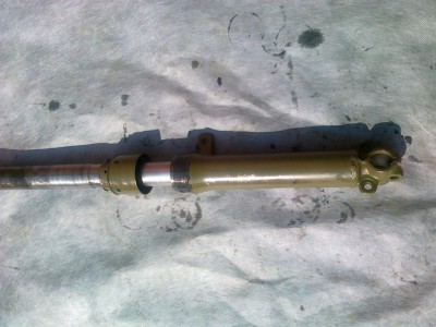 moto - přední tlumiče 13.jpg